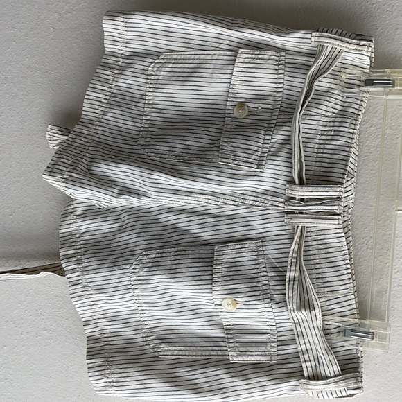 Short - Picture 3 of 5